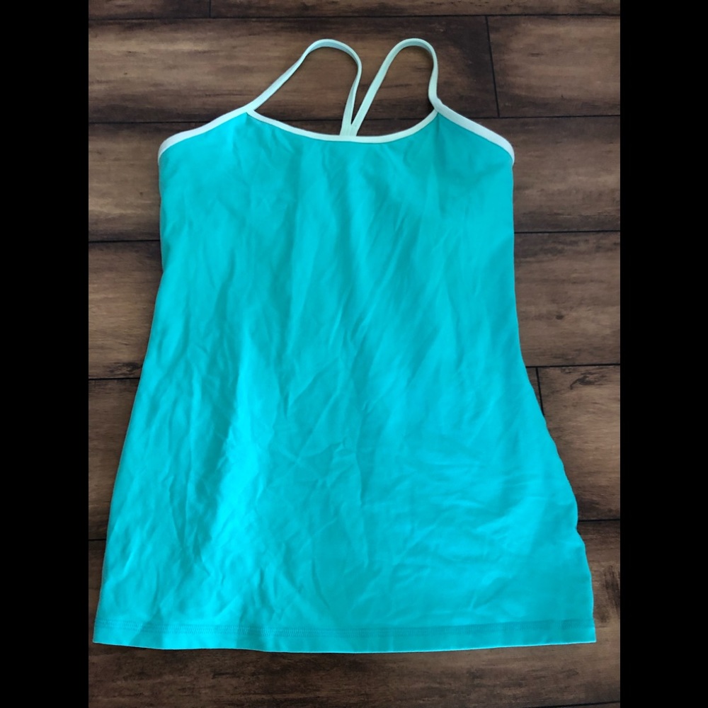 Lululemon size 8 bra tank.